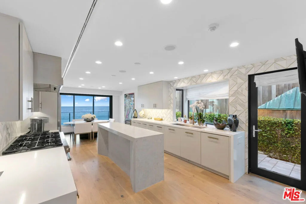 24146 Malibu Road, Malibu, California 90265 home-pic-3